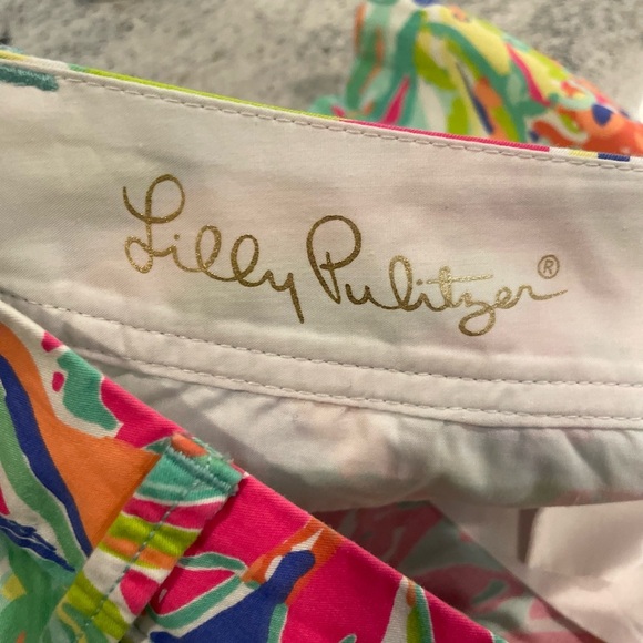 Lilly Pulitzer Floral Tropical The Callahan Shorts Women’s Sz 4 Mid Rise Cotton - Picture 8 of 10